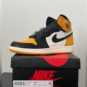 Air Jordan 1 Retro OG Yellow Toe “Taxi’s”